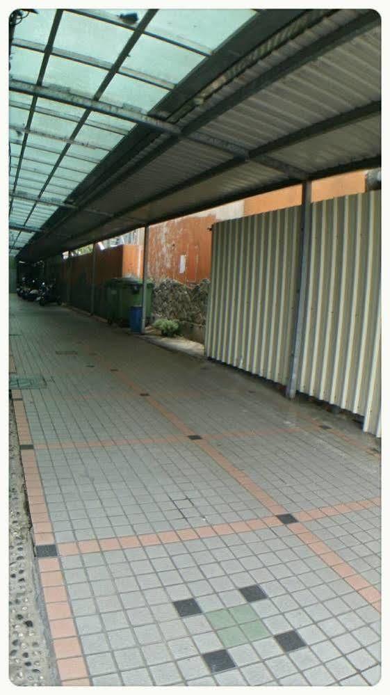 Chang Ti Metropolis Commercial Hotel Zhongli Exterior photo